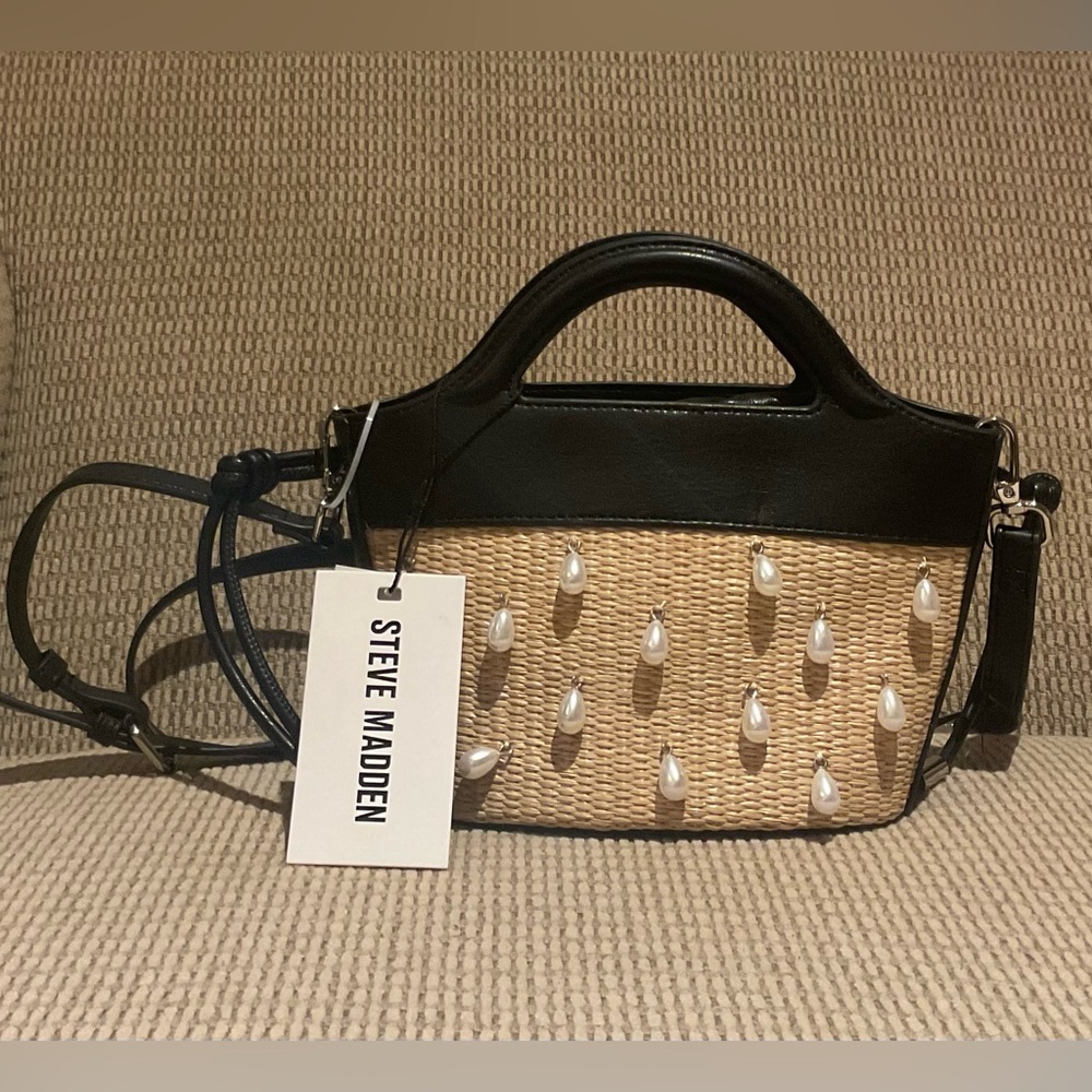 Steve Madden BPEARLI Black And Tan Woven Raffia Crossbody Bag NWTS